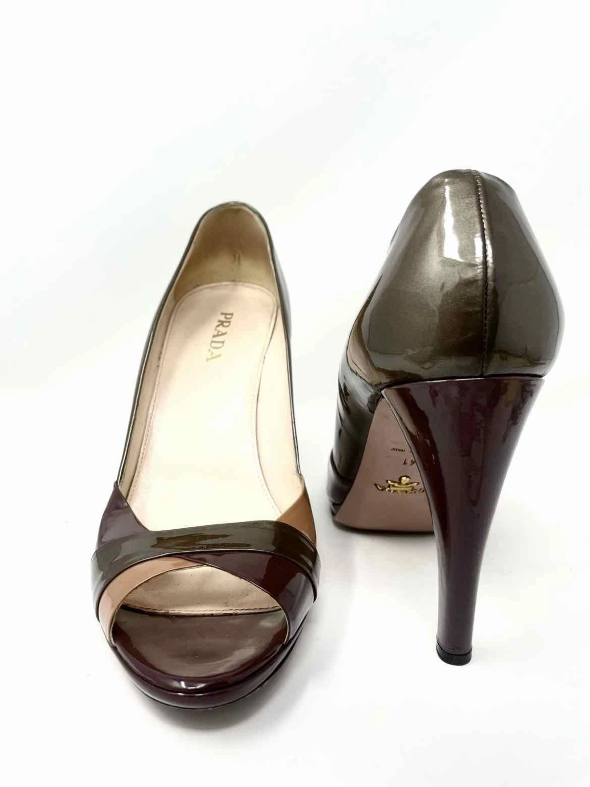 Prada Women's Brown Peeptoe Patent Leather Color Block Size 41/10 Pumps