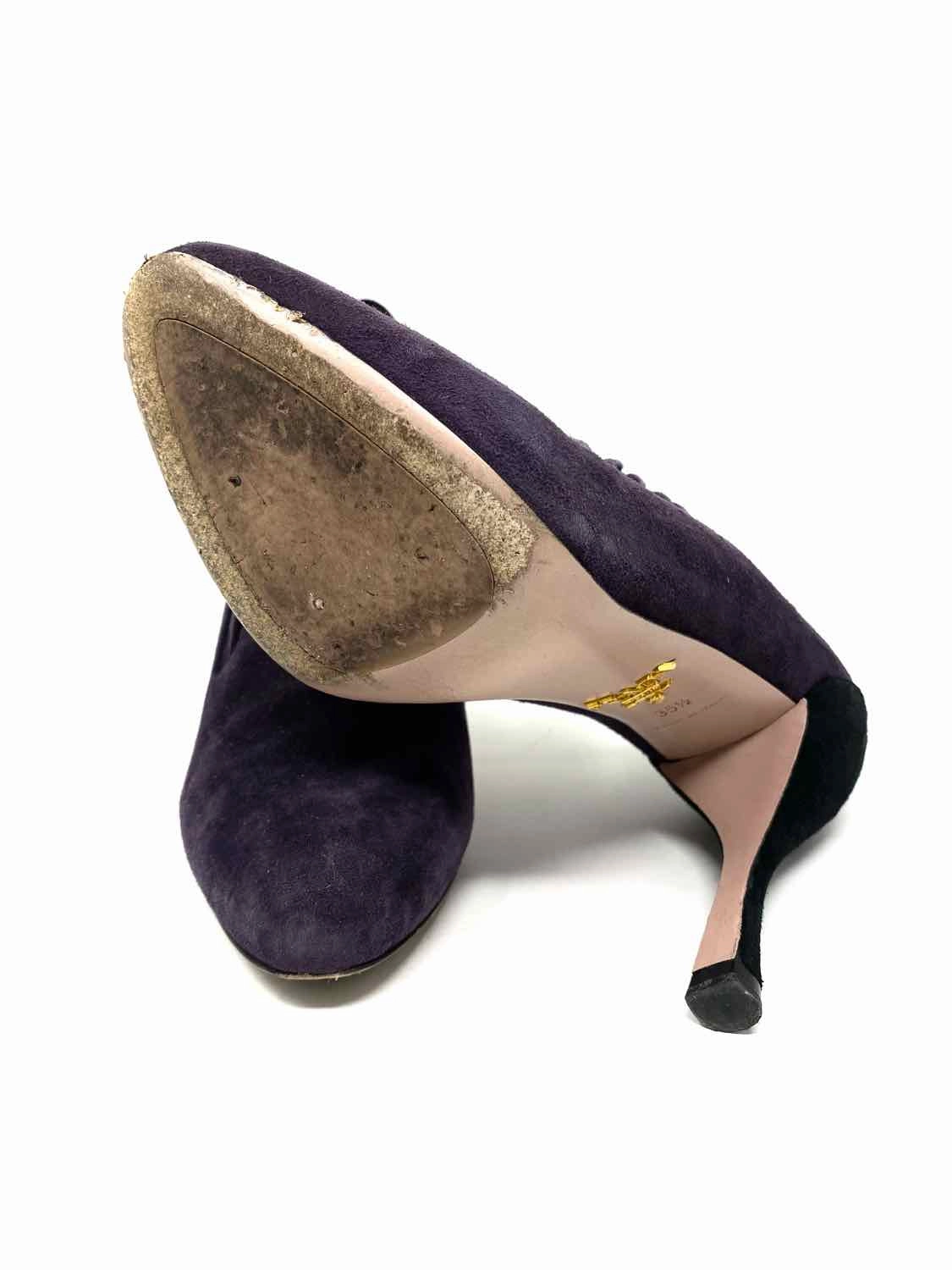 Prada Women's Purple Suede Size 35.5/5.5 Pumps